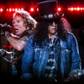 GUNS N' ROSES