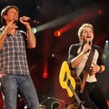 HUNTER HAYES, JASON MRAZ